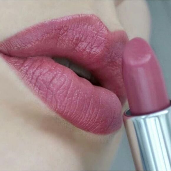 CLINIQUE Plum Pop Even Better Pop Lipstick - Picture 9 of 16